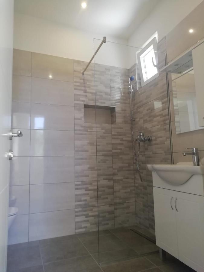 Apartments Maestral Makarska Ngoại thất bức ảnh