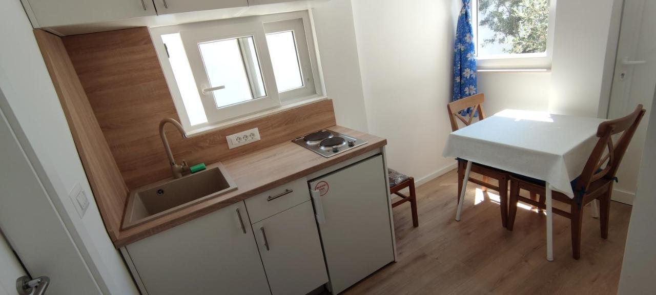 Apartments Maestral Makarska Ngoại thất bức ảnh