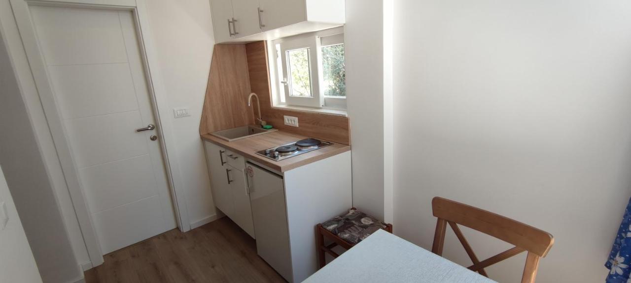 Apartments Maestral Makarska Ngoại thất bức ảnh