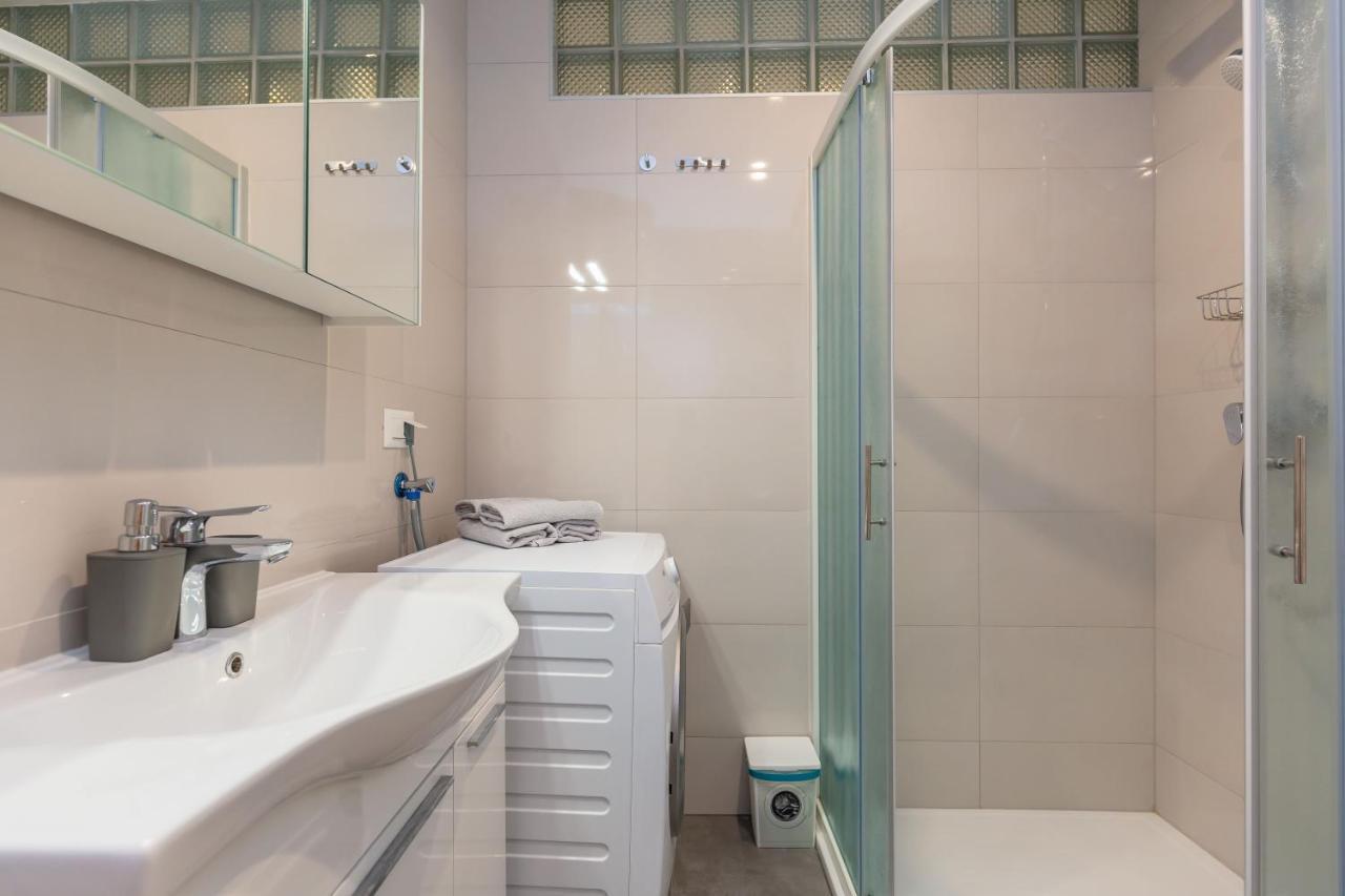 Apartments Maestral Makarska Ngoại thất bức ảnh