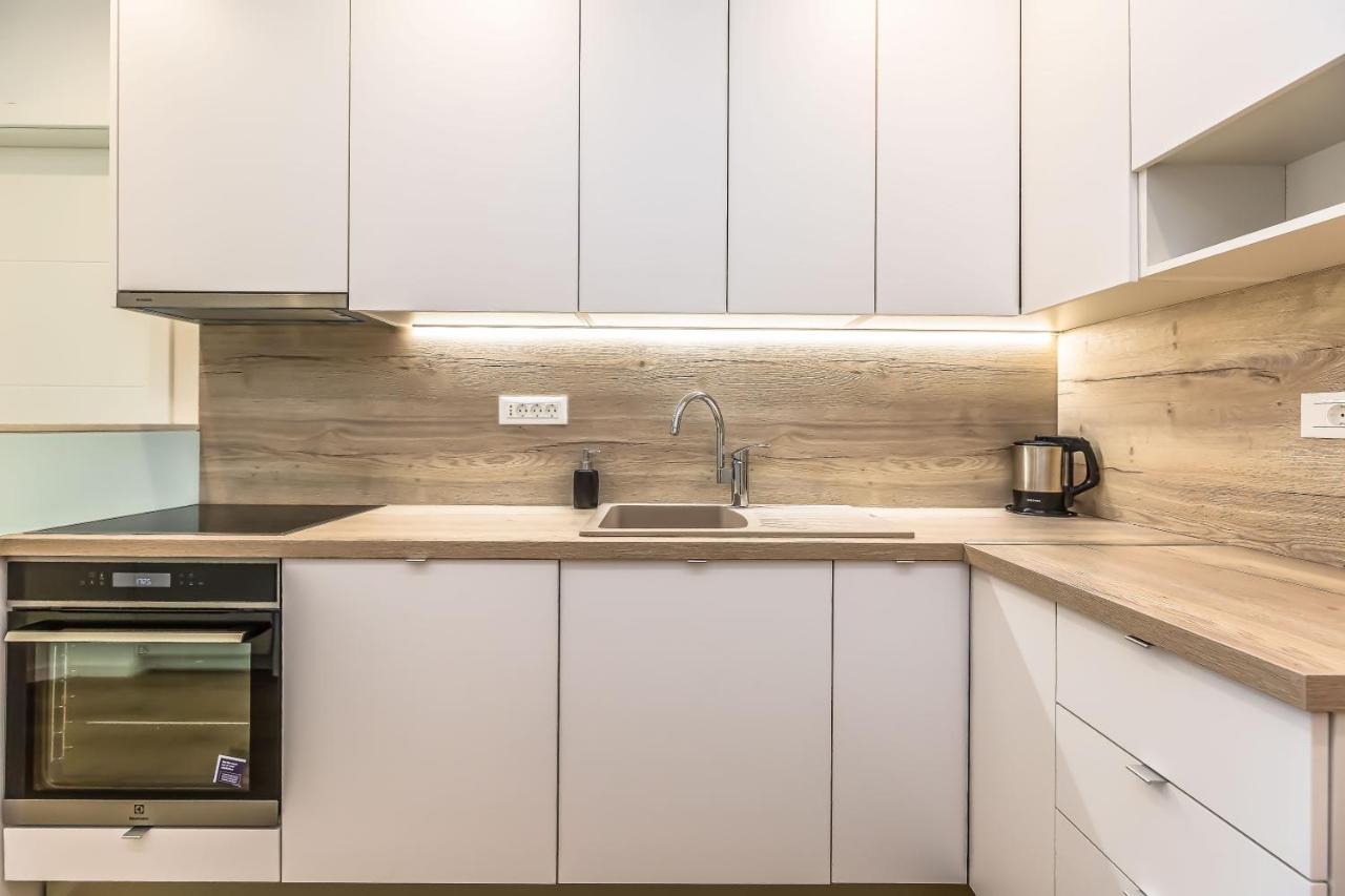 Apartments Maestral Makarska Ngoại thất bức ảnh