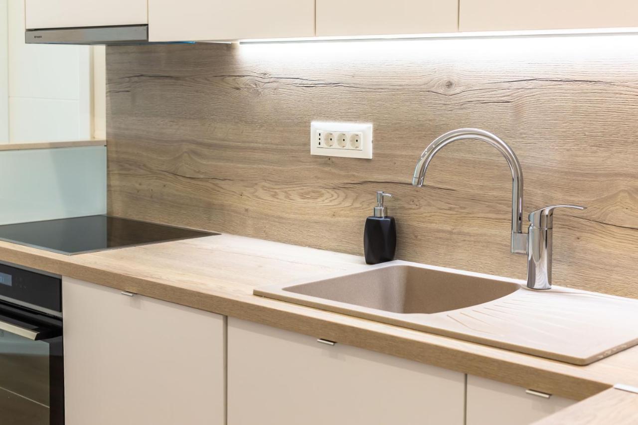 Apartments Maestral Makarska Ngoại thất bức ảnh