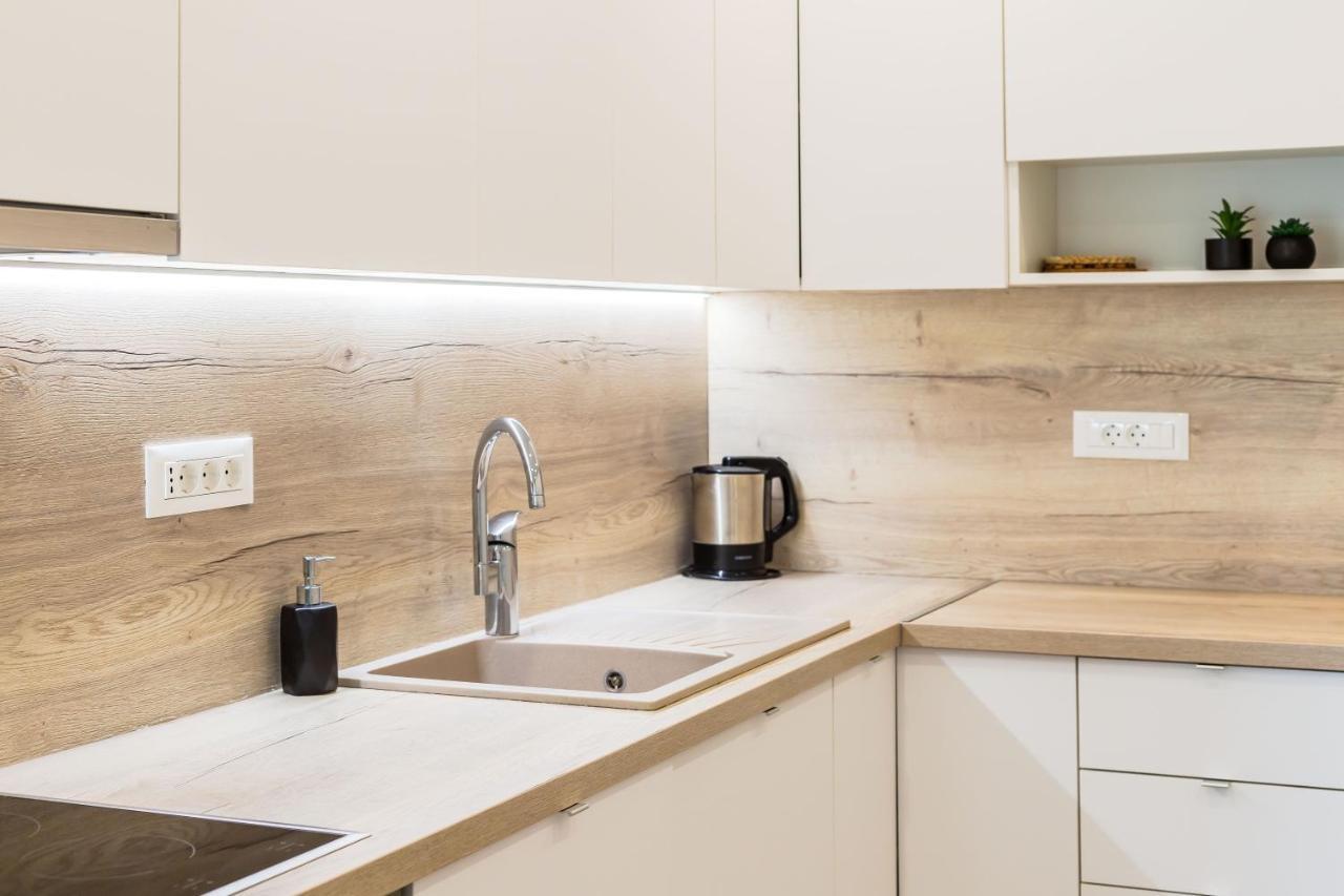 Apartments Maestral Makarska Ngoại thất bức ảnh