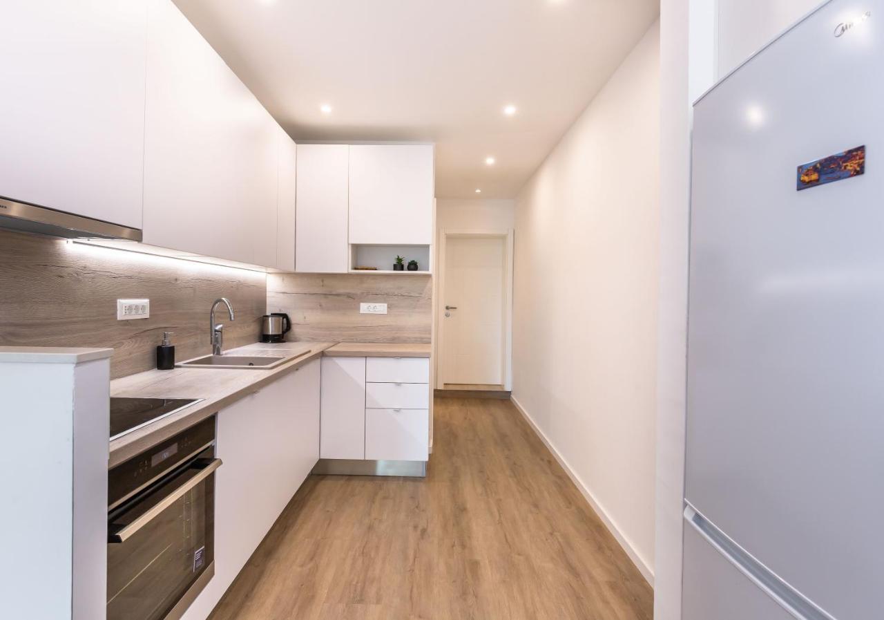 Apartments Maestral Makarska Ngoại thất bức ảnh