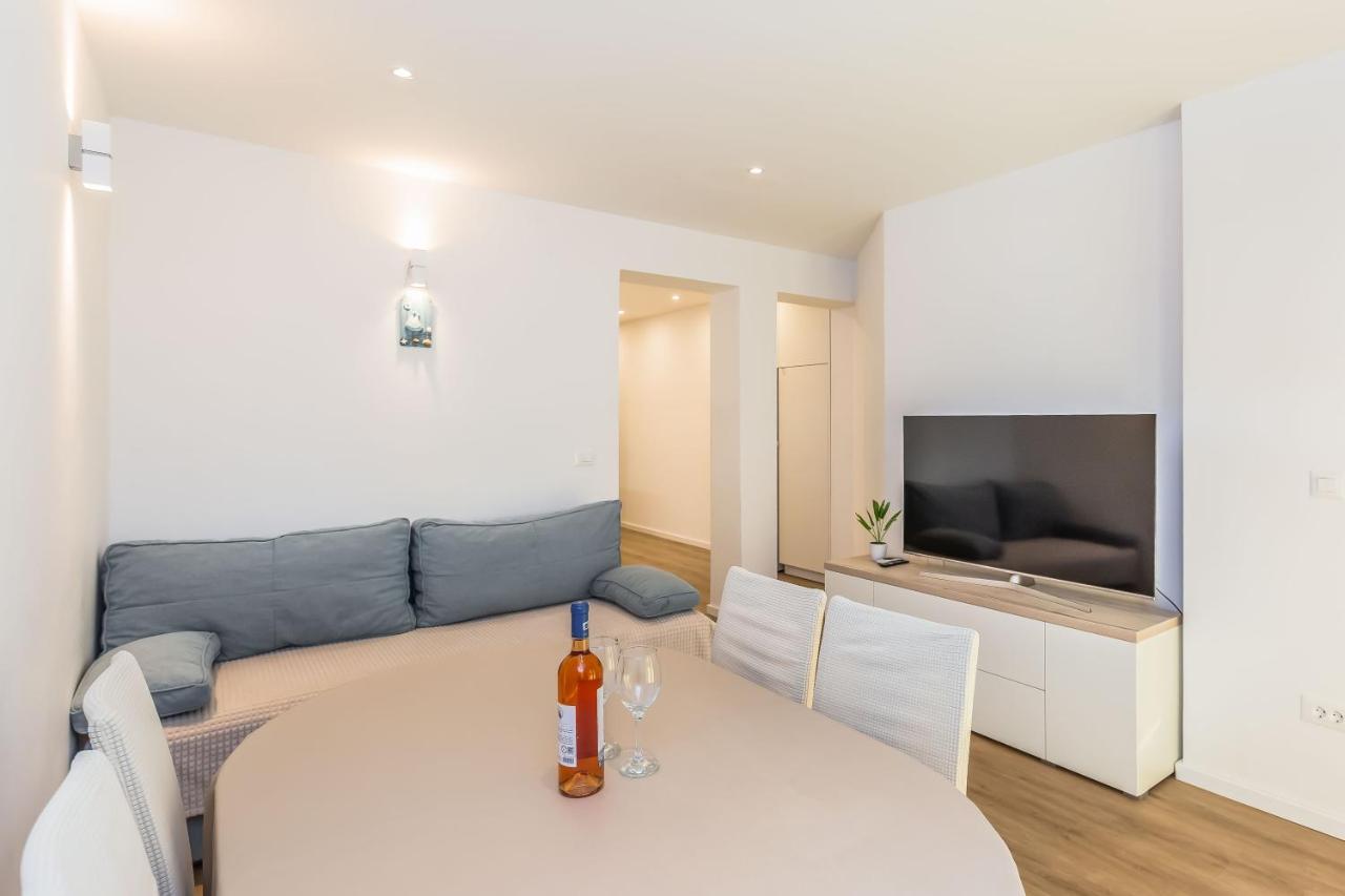 Apartments Maestral Makarska Ngoại thất bức ảnh